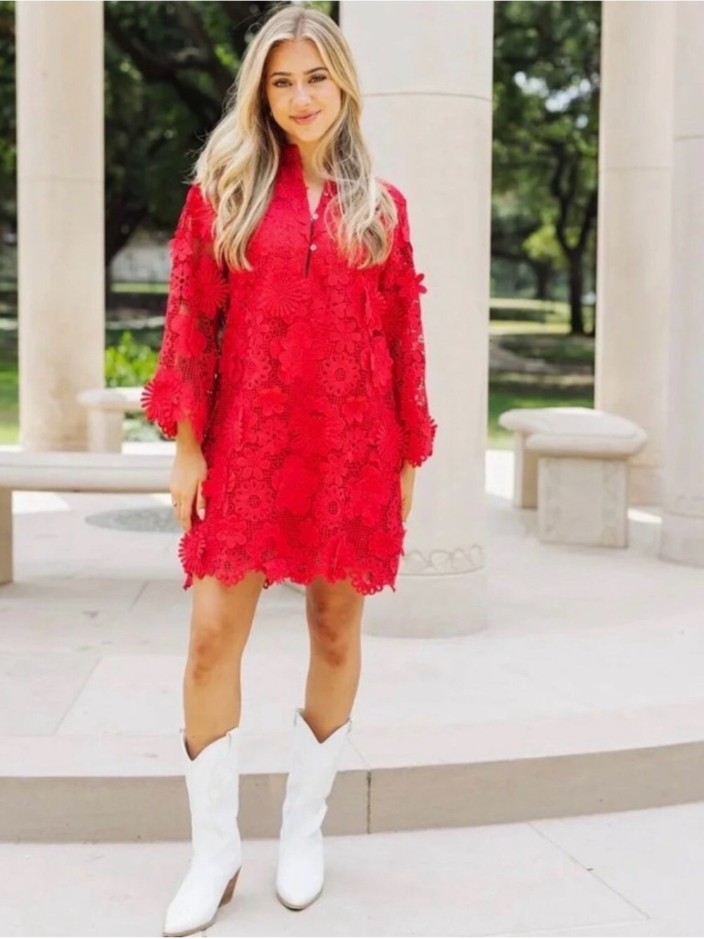 J. Marie Seraphina Dress in Red 3D floral lace overlay Size Small